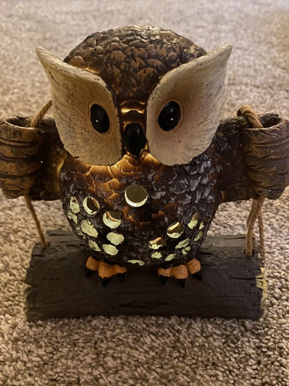 Solar Powered Owl Garden Figurine Light Up Resin Hanging Swing Statue Decor work